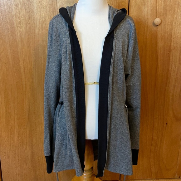 Vera Wang Cardigan - Picture 1 of 4
